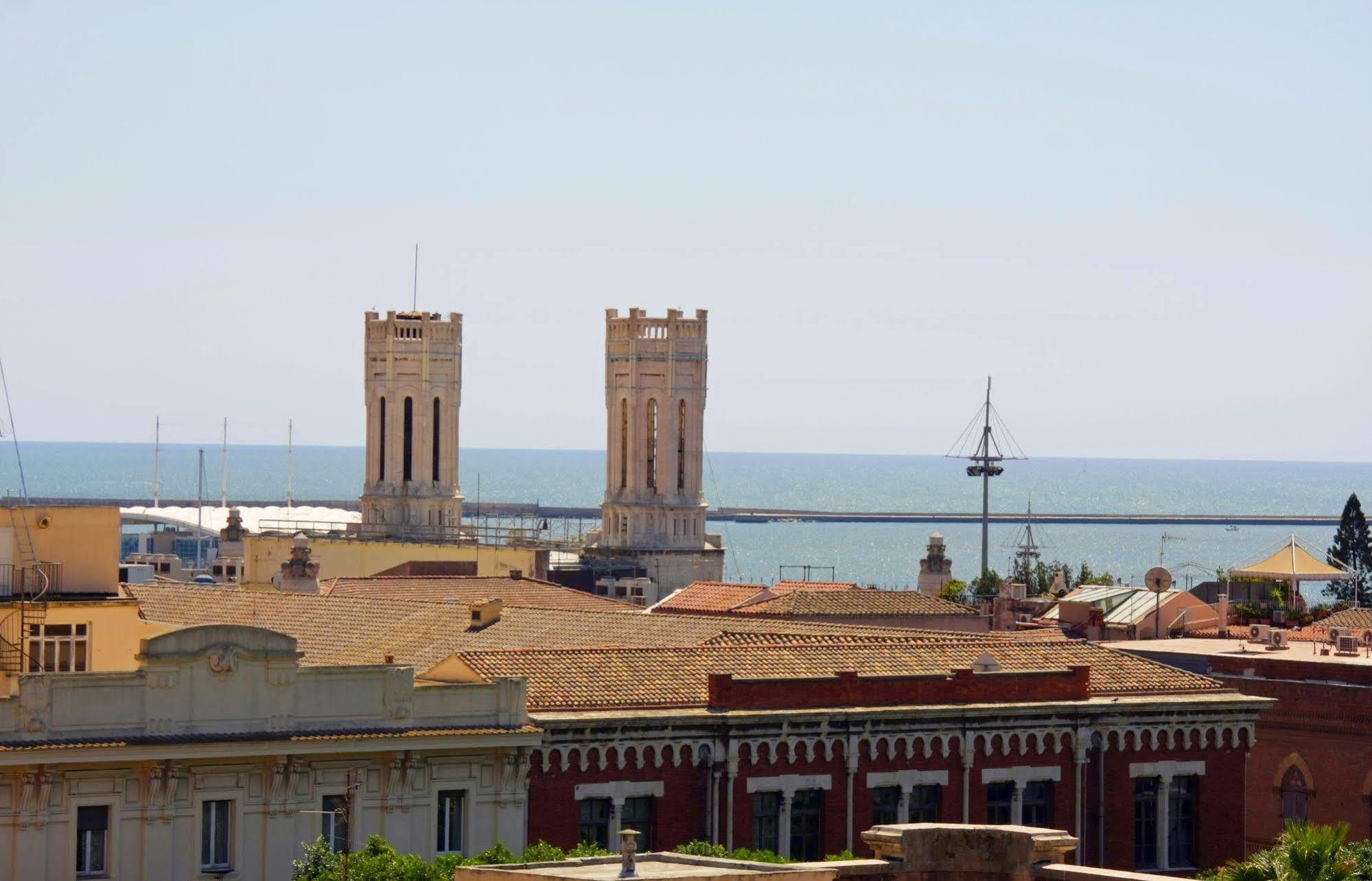 Brezza Marina Luxury Rooms Cagliari Exterior photo
