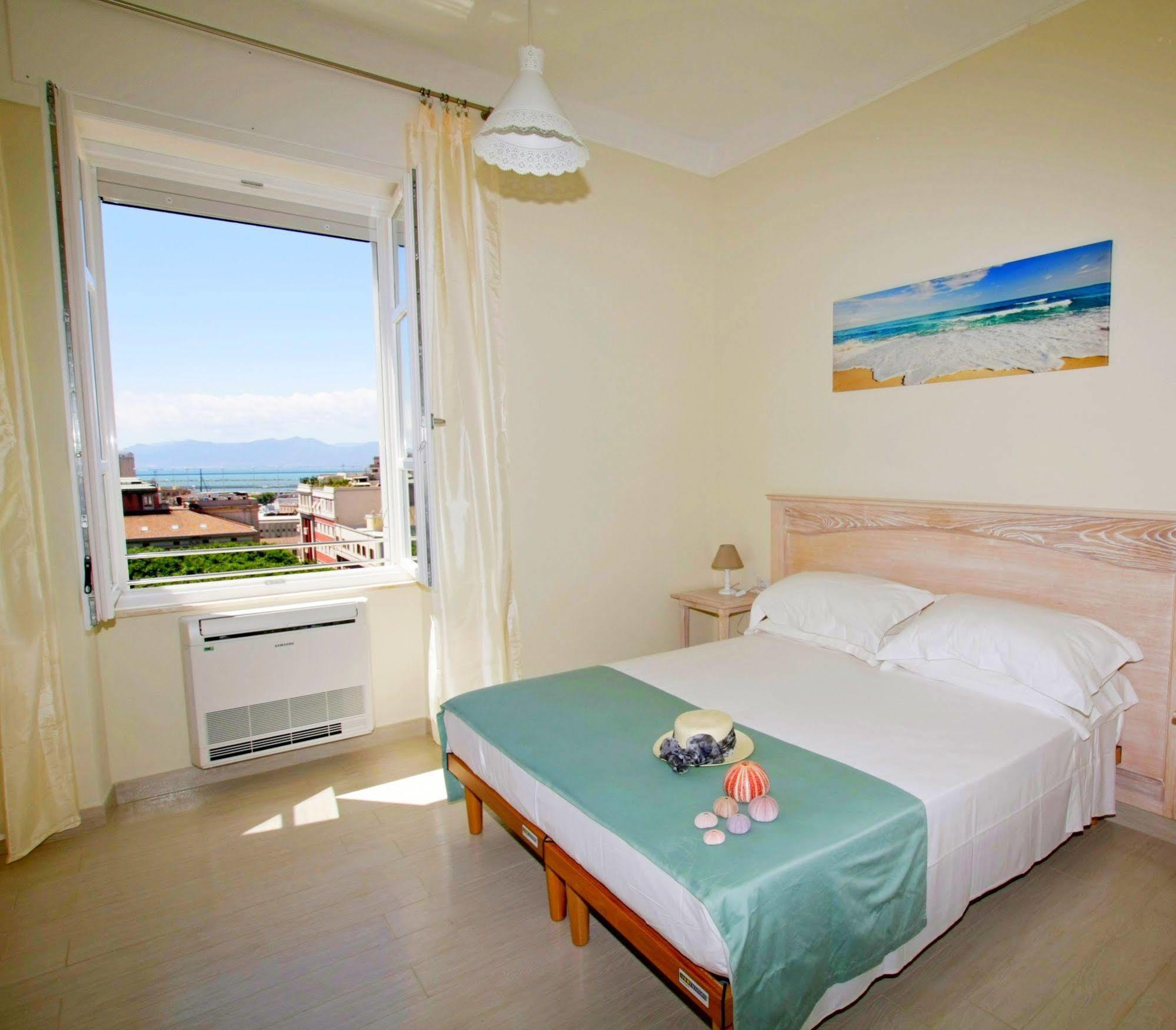Brezza Marina Luxury Rooms Cagliari Exterior photo
