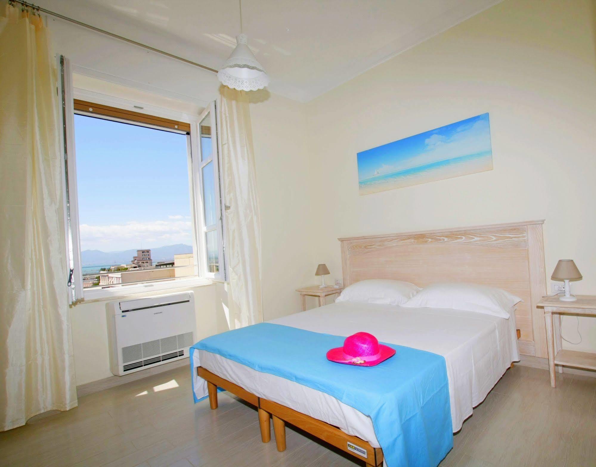 Brezza Marina Luxury Rooms Cagliari Exterior photo