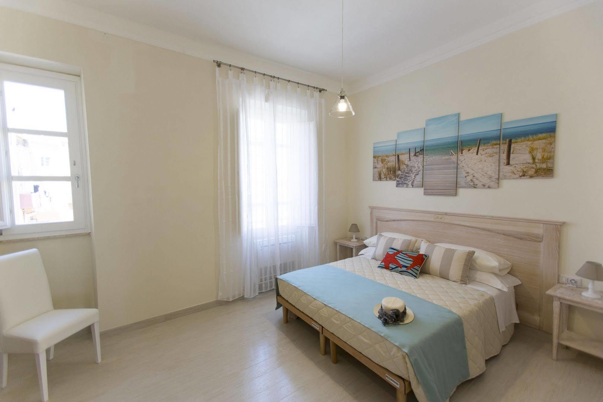 Brezza Marina Luxury Rooms Cagliari Exterior photo