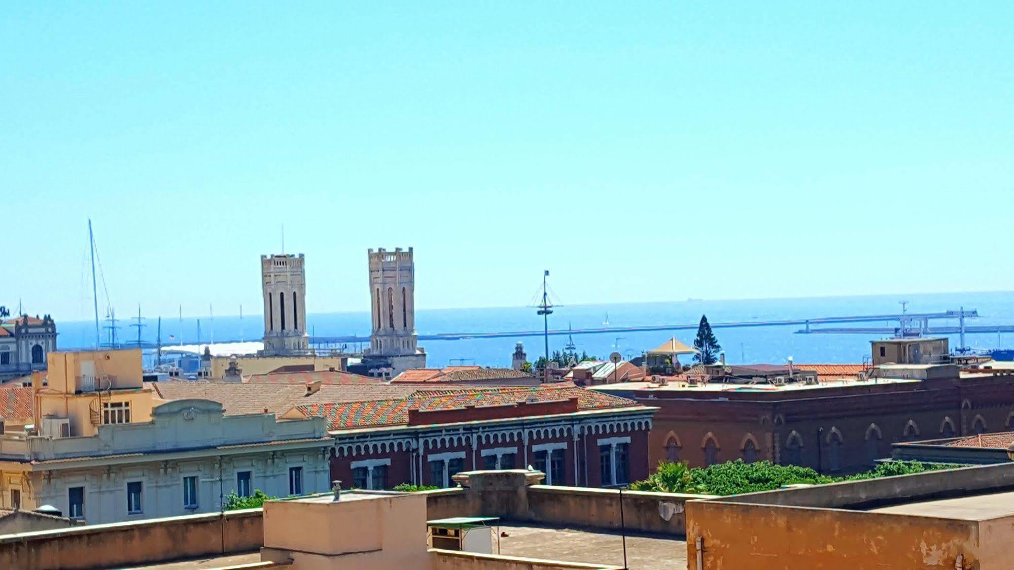 Brezza Marina Luxury Rooms Cagliari Exterior photo